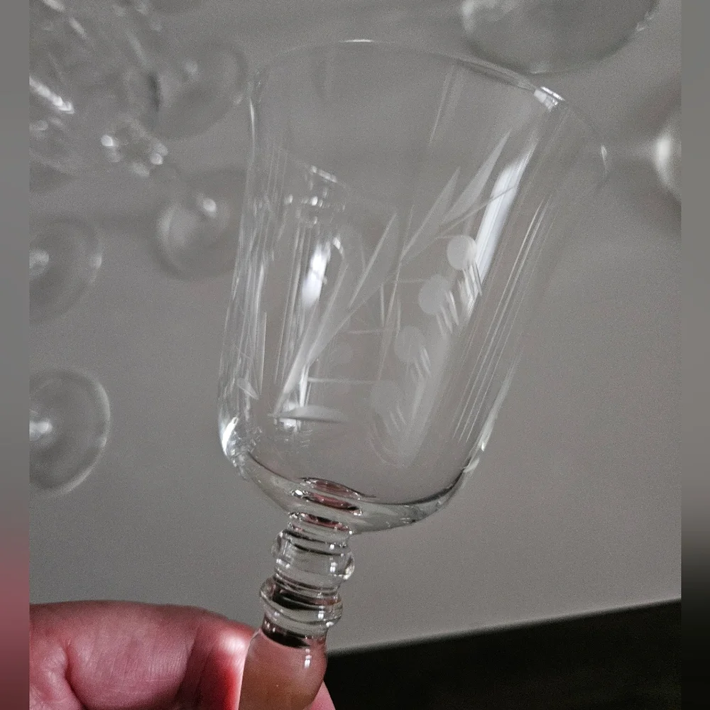LIBBEY Rock Sharpe Etched Floral Crystal 4 oz Stemmed Glasses | x 9